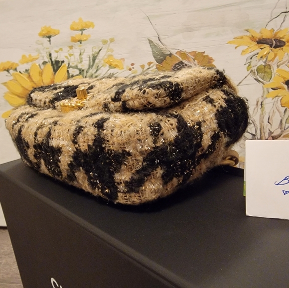 Chanel 19K Tweed Houndstooth Bum Bag/Belt Bag/Shoulder Bag - Picture 4 of 14